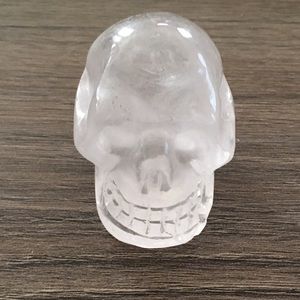 Quartz crystal skull